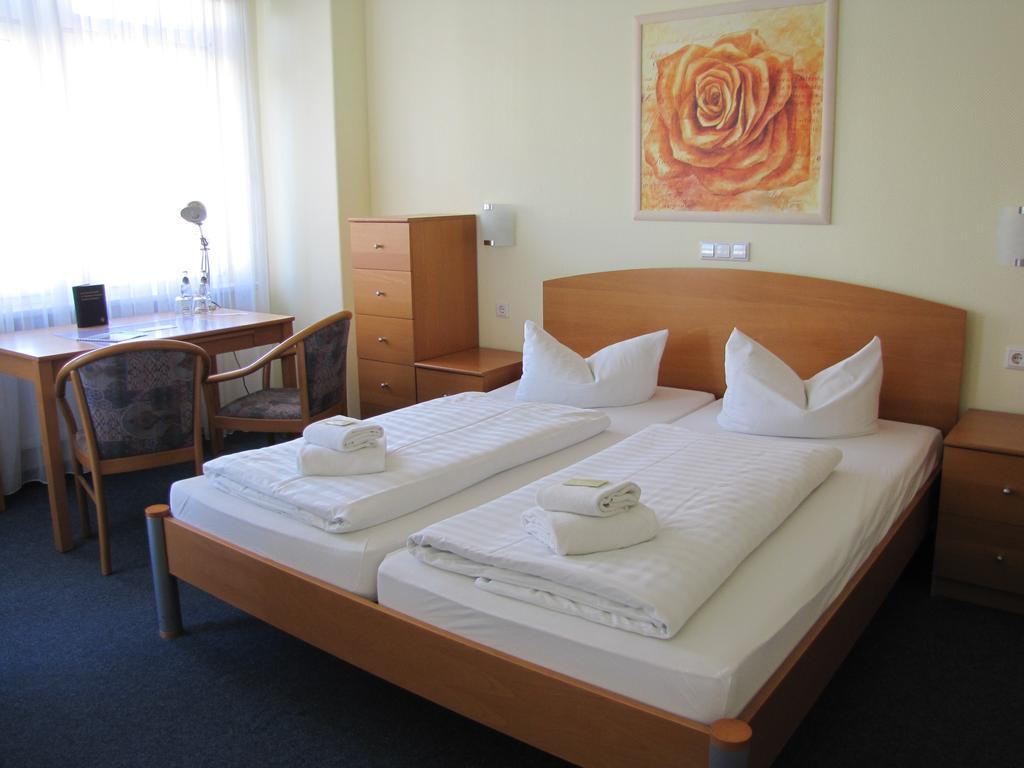 Central Hotel Gera Ngoại thất bức ảnh