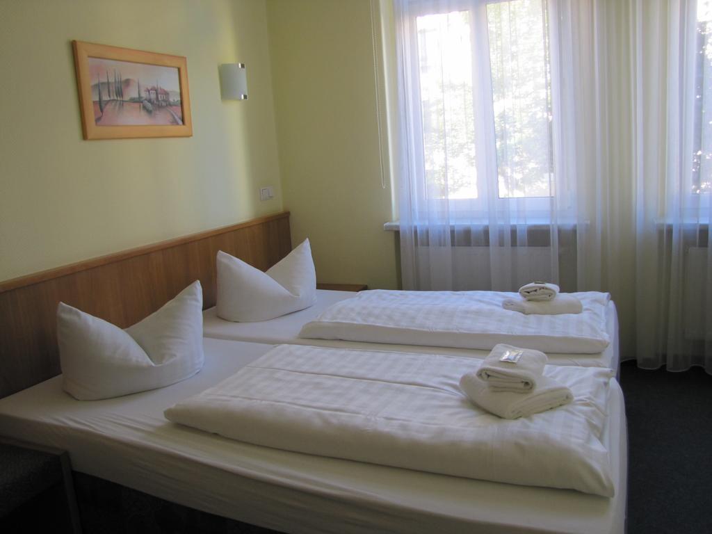 Central Hotel Gera Ngoại thất bức ảnh