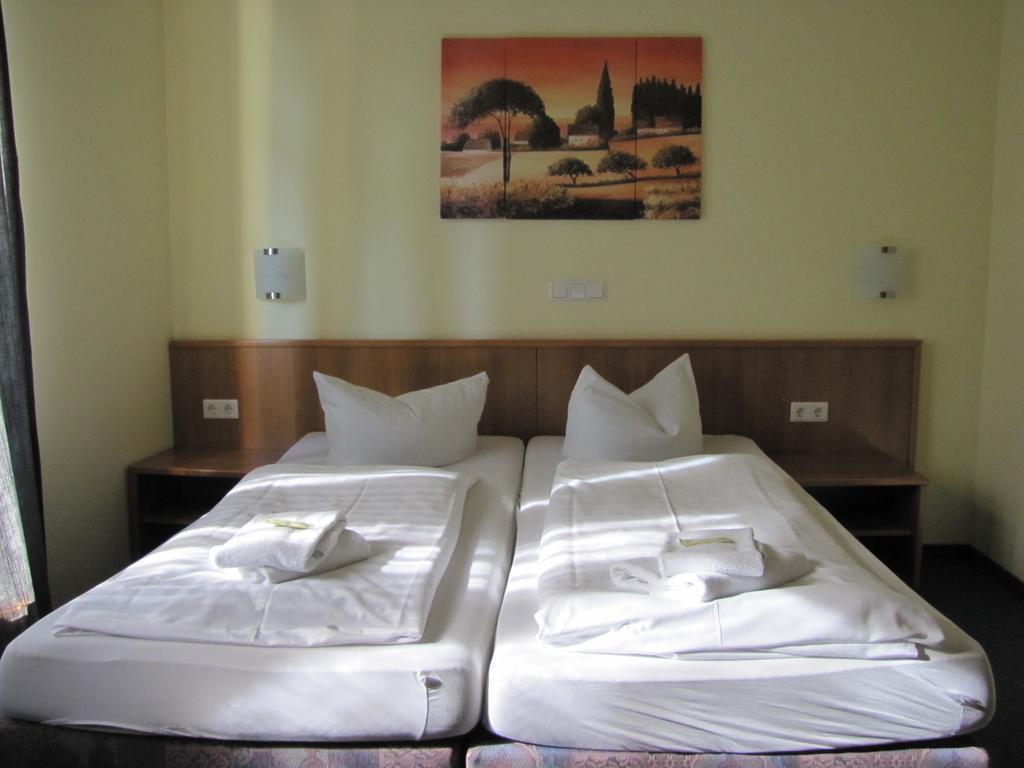 Central Hotel Gera Ngoại thất bức ảnh