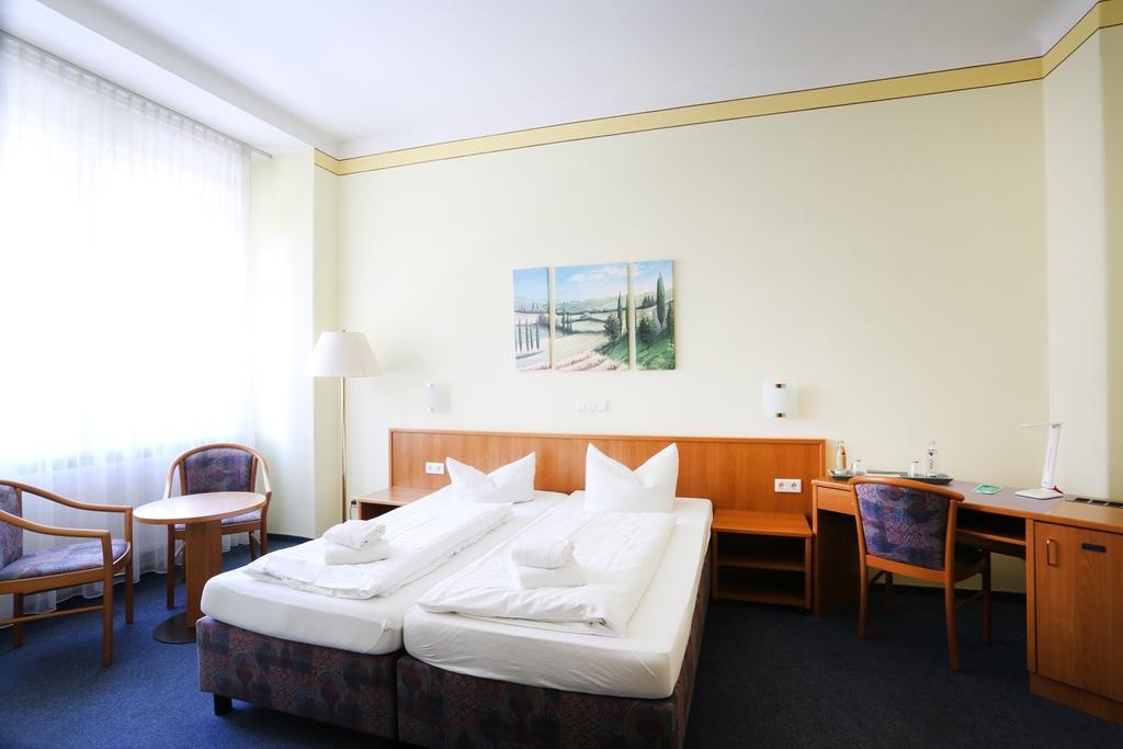Central Hotel Gera Ngoại thất bức ảnh
